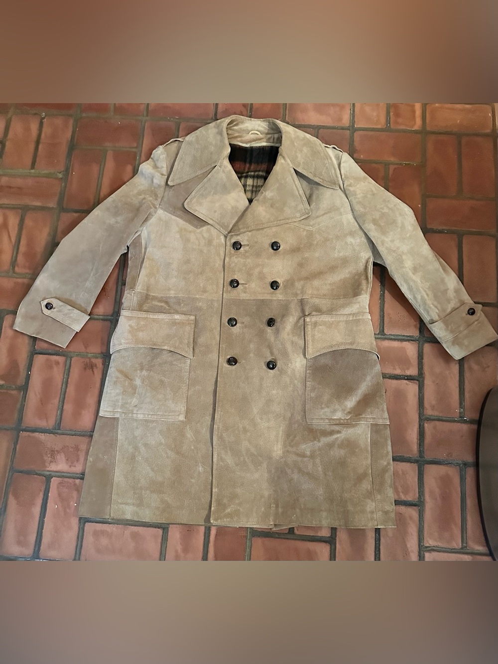 1970’sVintage Men's Tan Suede Leather Trench Coat Double Breasted Plaid Linin